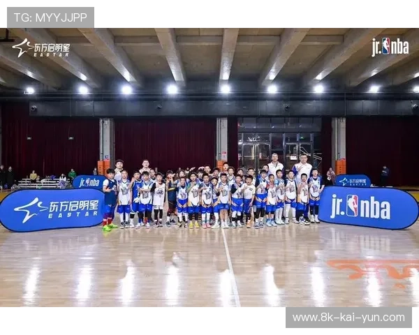 校园篮球培训计划启动，NBA名宿担任公益教练