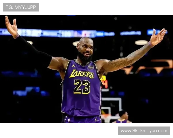 詹姆斯赛后采访笑谈体能，称剩余背靠背均待定